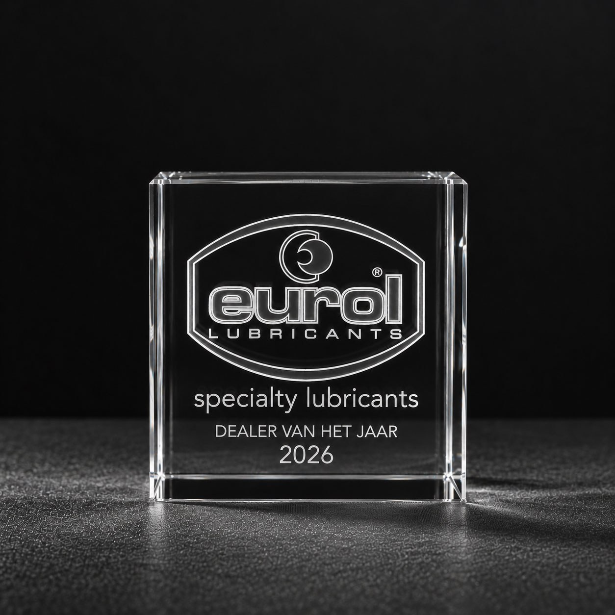 Foto in glas Logo Relatiegeschenk Kubus Dealer Award